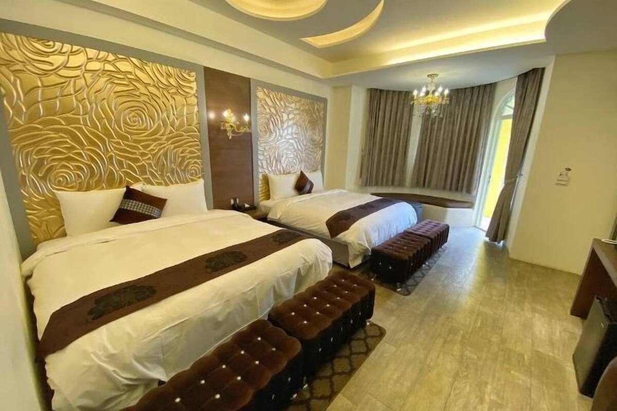 Desk, rollaway beds, free WiFi, bed sheets