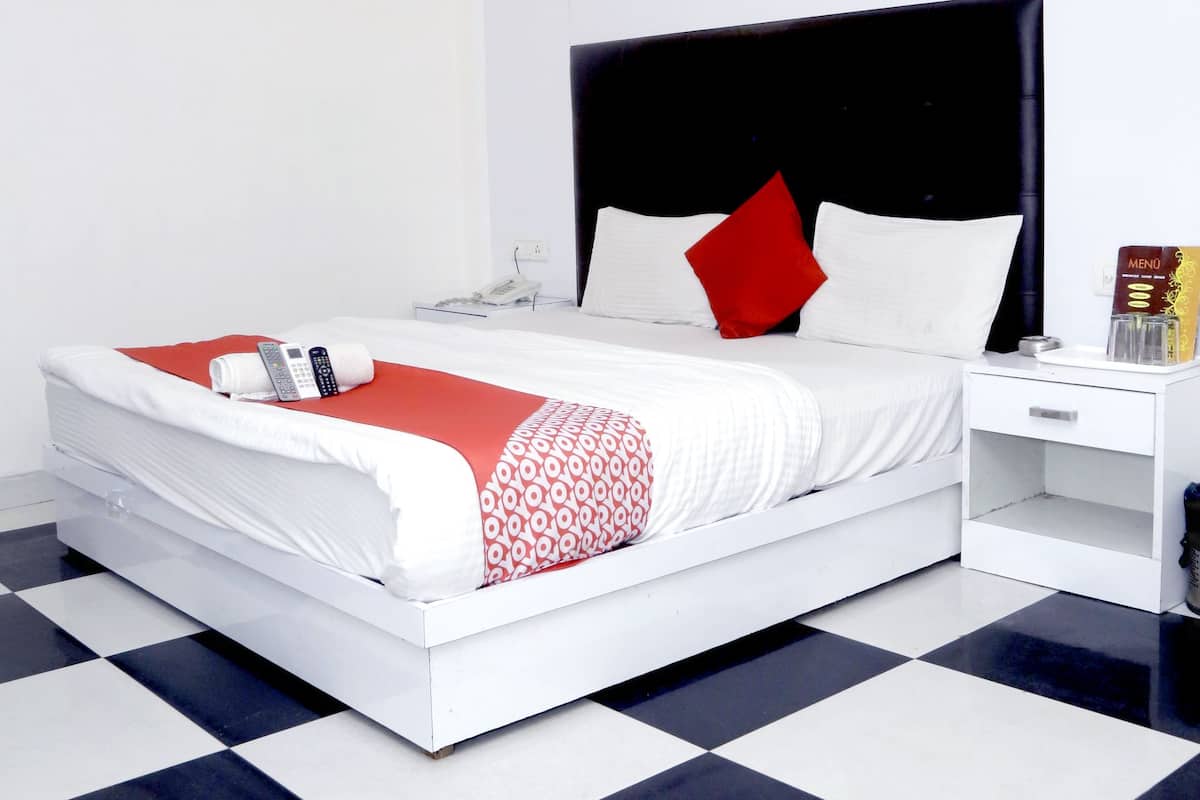 Egyptian cotton sheets, premium bedding, down duvets