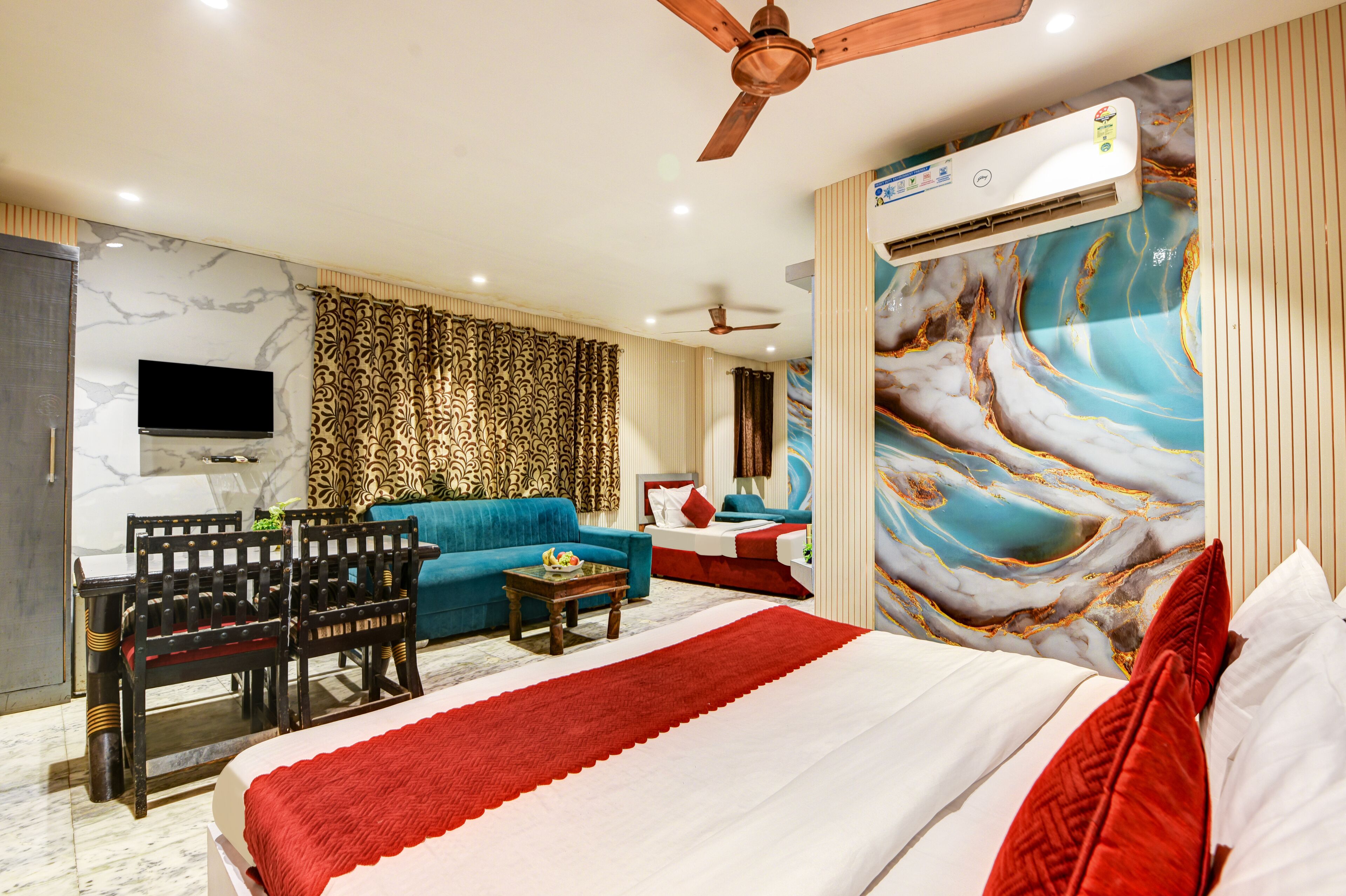 Foto - Hotel Heritage Home -3 Mins Walk from Metro And 5 Mins from Rail Station