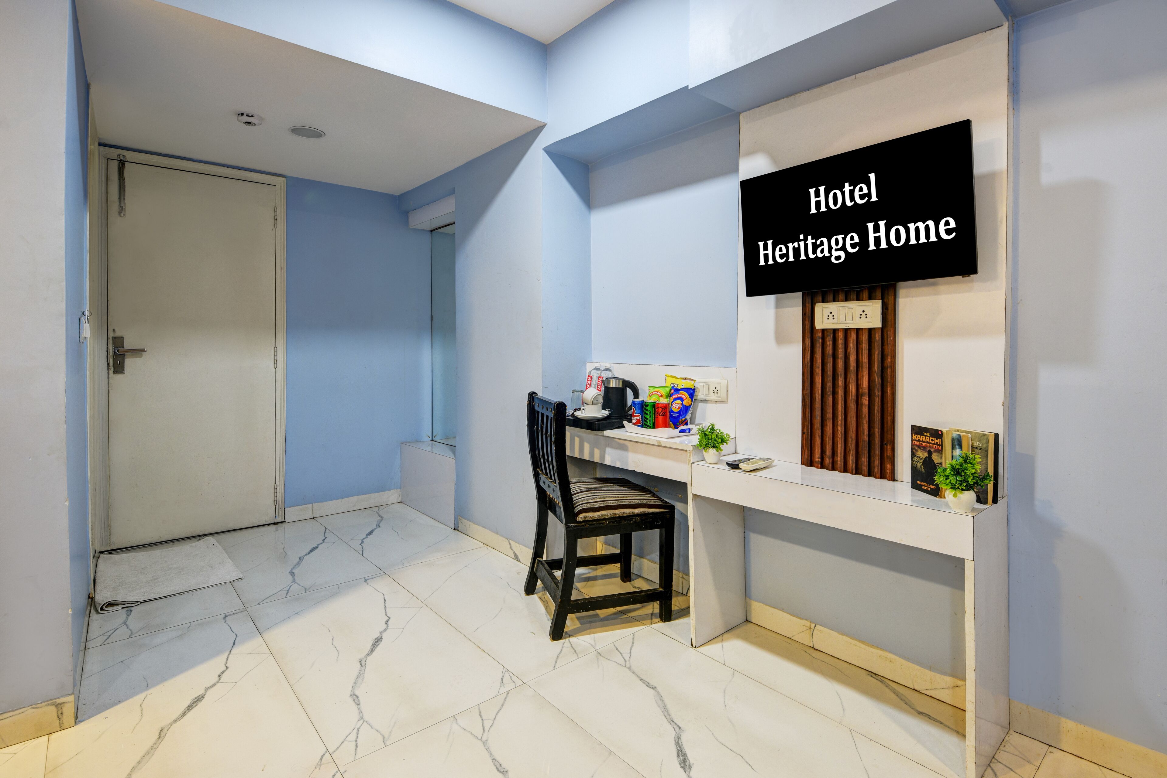 Foto - Hotel Heritage Home -3 Mins Walk from Metro And 5 Mins from Rail Station