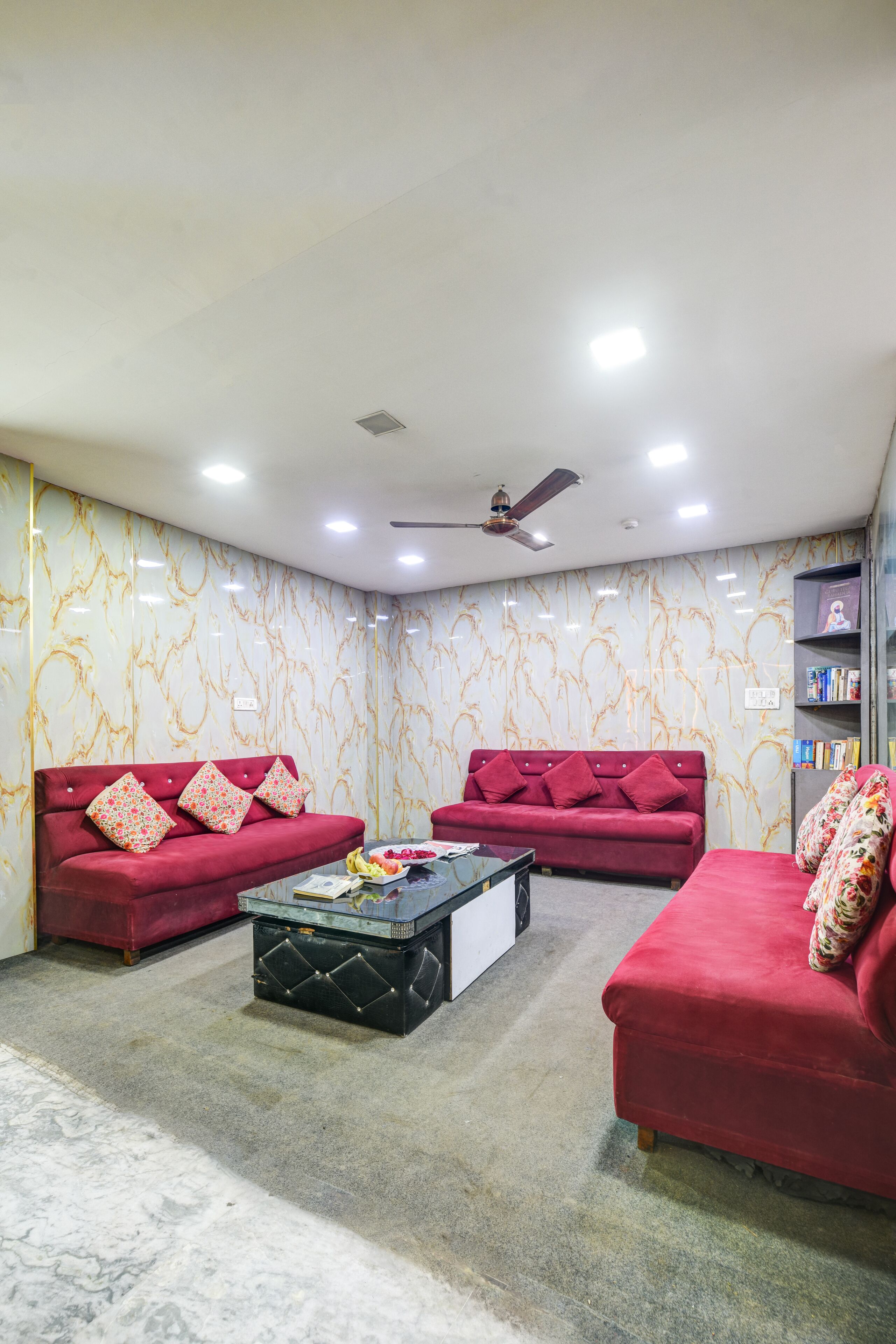 Foto - Hotel Heritage Home -3 Mins Walk from Metro And 5 Mins from Rail Station