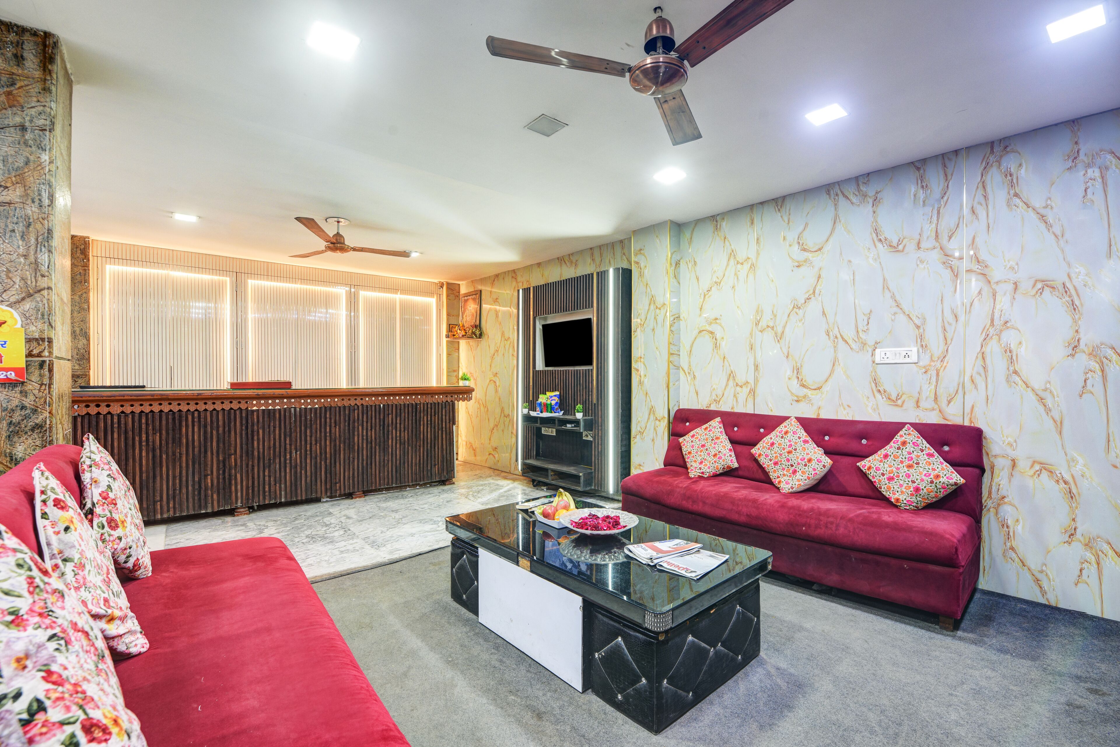 Foto - Hotel Heritage Home -3 Mins Walk from Metro And 5 Mins from Rail Station