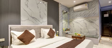 Superior Double Room, 1 Bedroom | Egyptian cotton sheets, premium bedding, down comforters