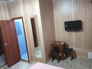 Standardzimmer | Laptopgeeigneter Arbeitsplatz, schallisolierte Zimmer