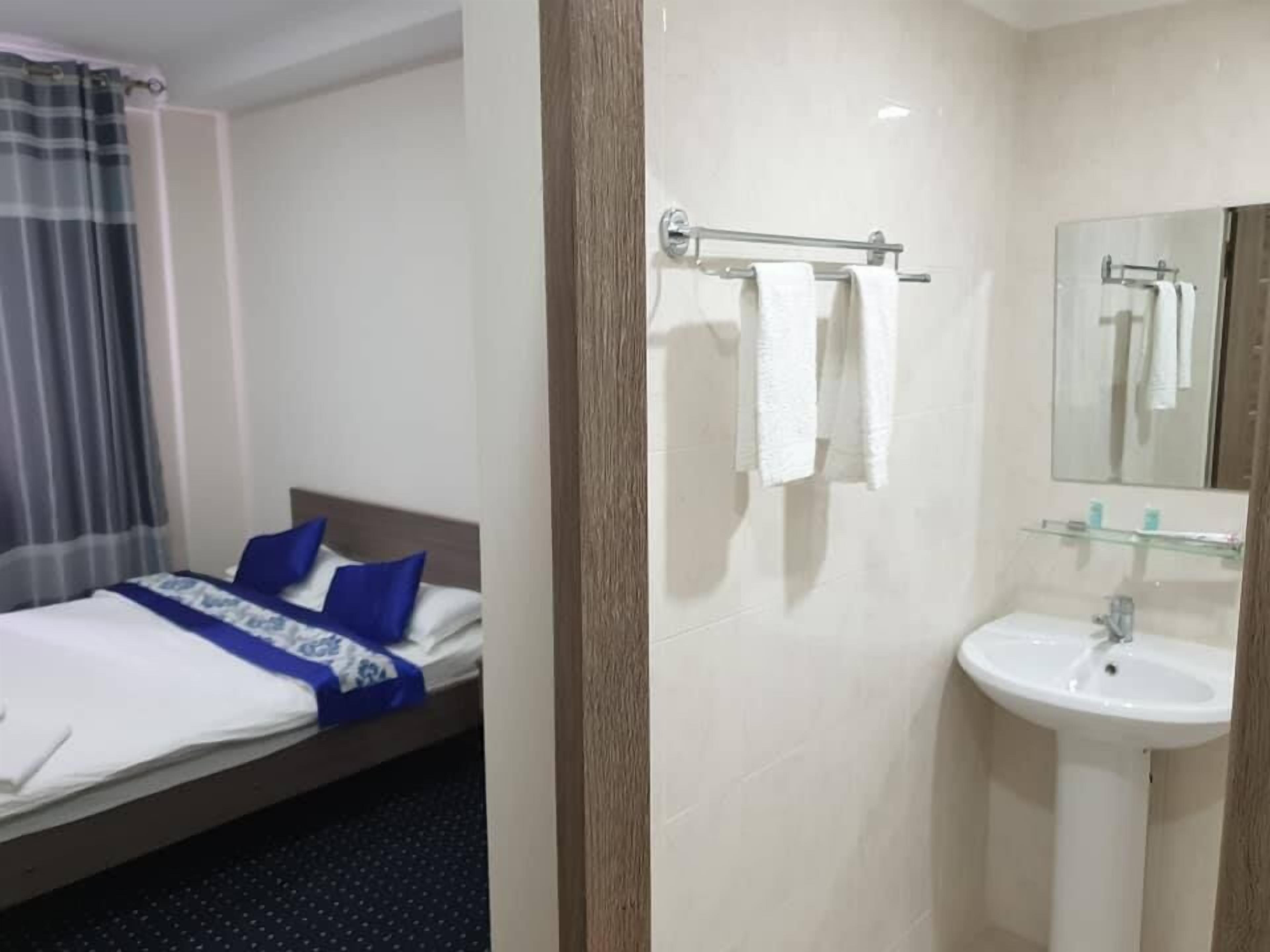 Chambre Standard | Espace de travail pour ordinateur portable, chambres insonorisées