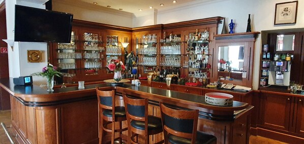 Bar (en la propiedad)