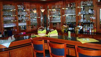 Bar (in der Unterkunft)