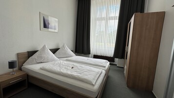 Roupas de cama antialérgicas, Wi-Fi de cortesia, roupa de cama