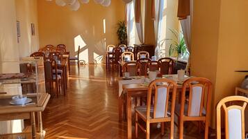 Daily buffet breakfast (EUR 8 per person)