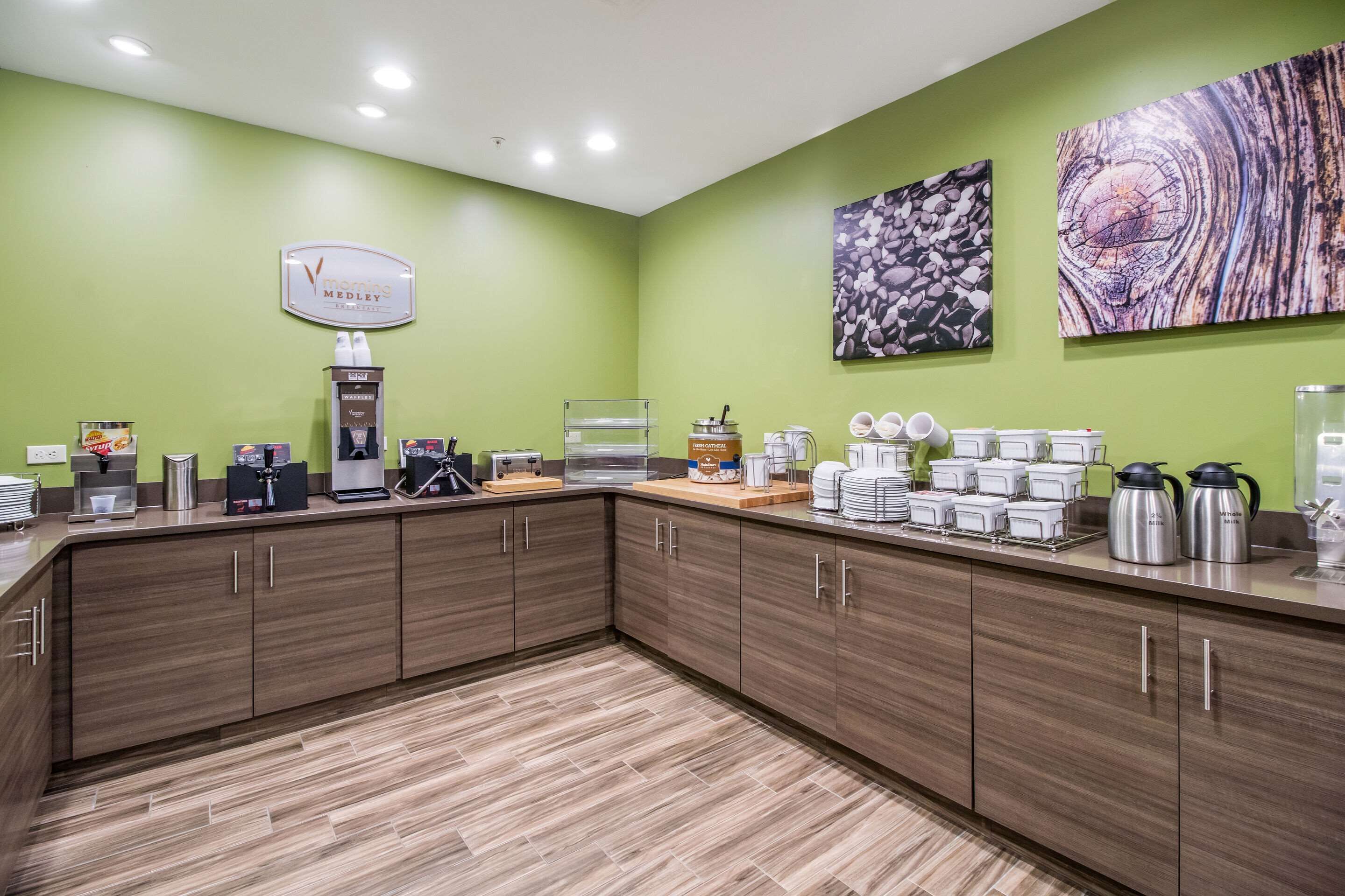 free daily on-the-go breakfast