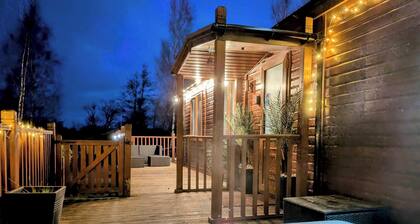 Felmoor Park Northumberland Lodge With Hot Tub - 4