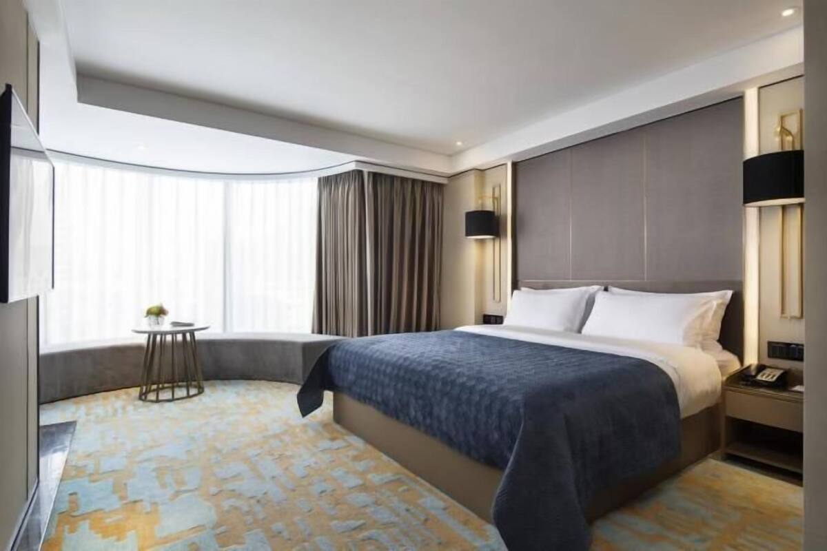 Grand Double Room (B)