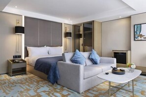 Grand Double Room (B) - (Shenzhen)