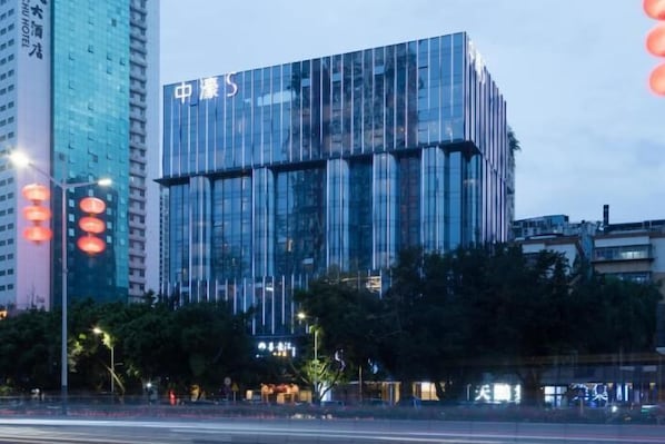 Front of property - (Shenzhen)
