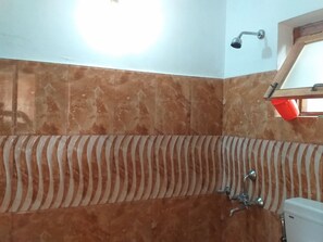 Family Double Room | Bathroom