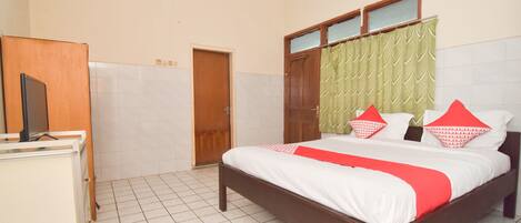 Standard Double Room | 1 bedroom, free WiFi, bed sheets