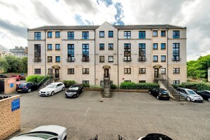 Exterior - Spacious 2bed Close to City Centre (Edinburgh)