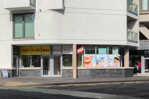 Exterior - Cosy 1BD Apt in Central Manchester (Salford)
