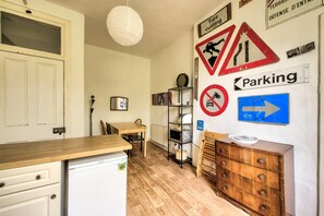 Apartment (2 Bedrooms)