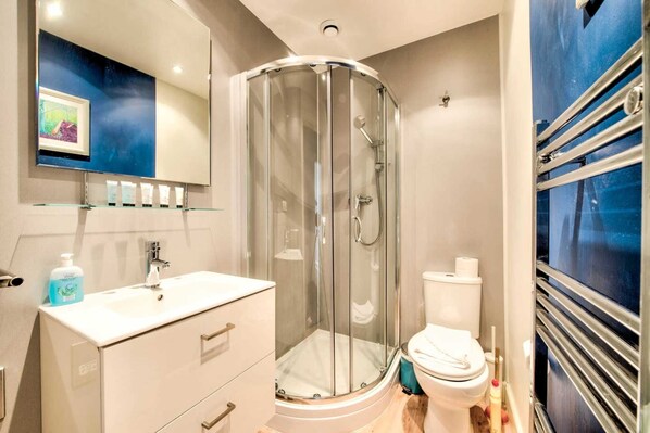 Appartement (2 Bedrooms) | Salle de bain
