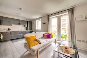 Düz ekran televizyon 