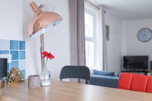 Apartemen | 2 kamar tidur dan didekorasi berbeda-beda