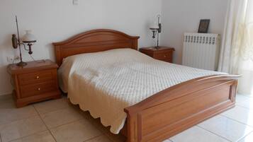 3 sovrum, strykjärn/strykbräda, wi-fi och sängkläder