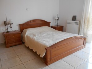 3 soverom, strykejern/-brett, wi-fi og sengetøy