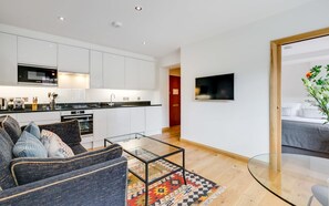Superior-Apartment, 1 Schlafzimmer | Eigene Küche | Kühlschrank, Mikrowelle, Herdplatte, Wasserkocher