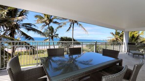 Outdoor dining - "Horizons" Unit 4 - Beachfront Unit (BARGARA)