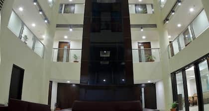 Incredible One Hotel