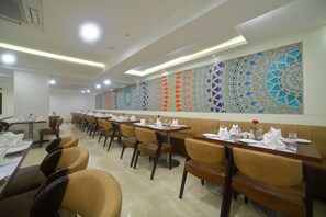 Restaurant - Incredible One Hotel (Hyderabad)