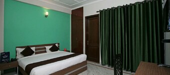 Hotel Petals Elite 2