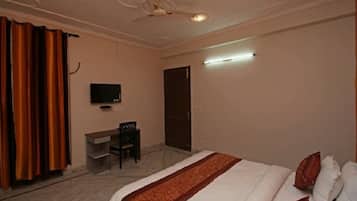 Deluxe Double Room | Rollaway beds, free WiFi