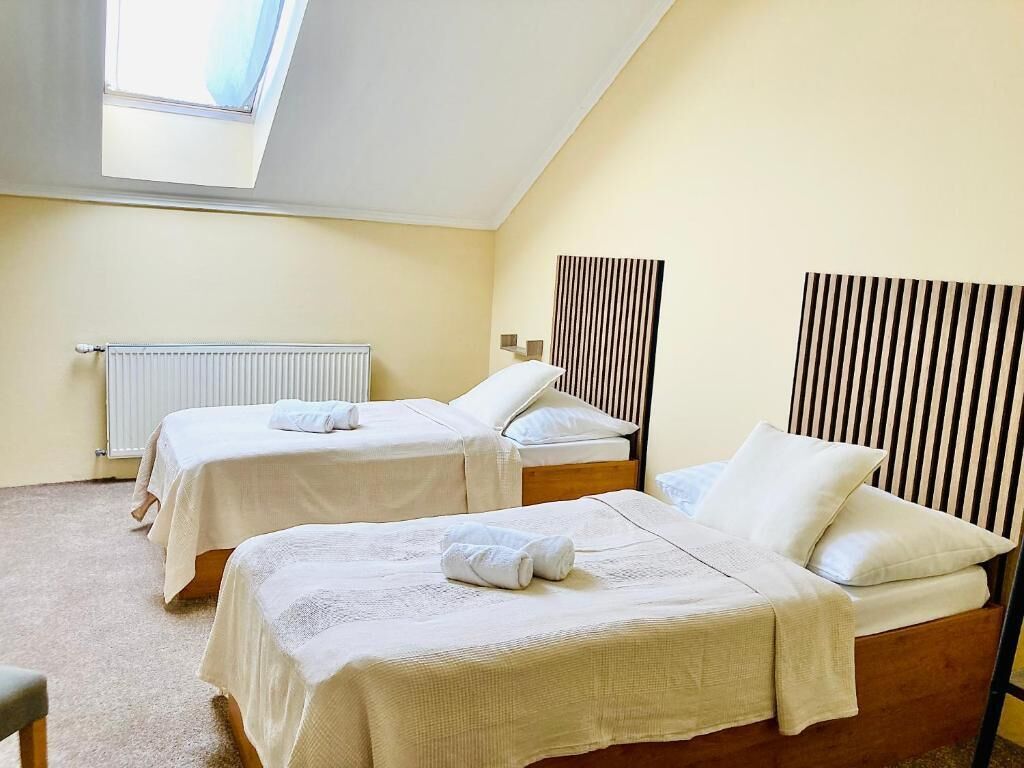 Classic-Doppelzimmer | Schreibtisch, Bettwäsche