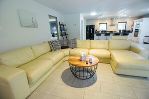 TV - Vacation home with a stunning view - 870 (Inverness)