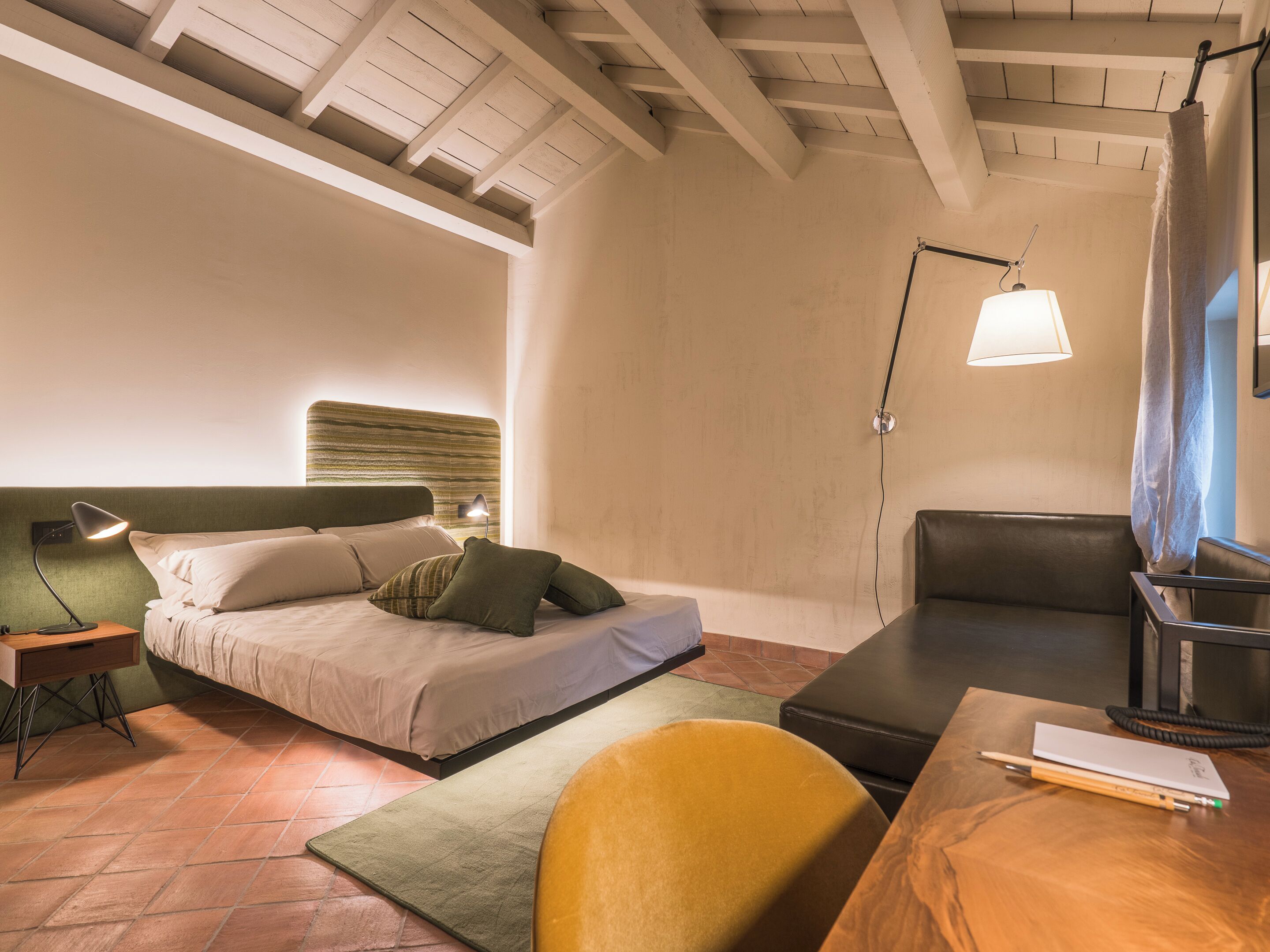 Dobbelt- eller tomannsrom – comfort (Alchemilla) | Sengetøy av topp kvalitet, dundyner, senger med overmadrass og minibar