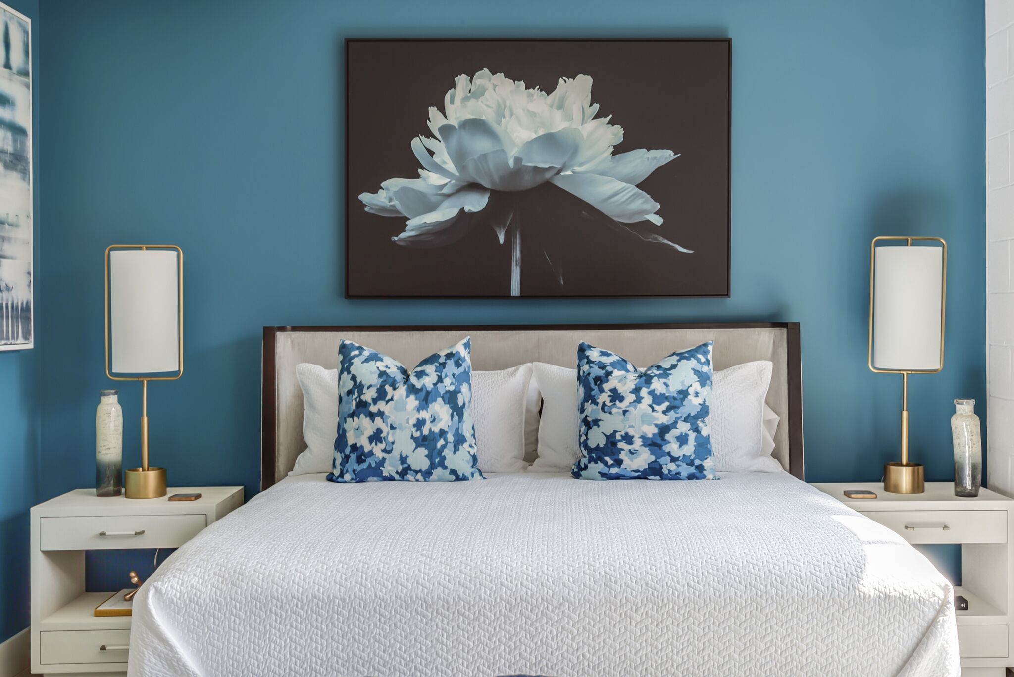 Blue Lagoon Loft by Atlanta Luxury Rentals