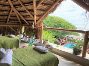 حمّام سباحة خارجي