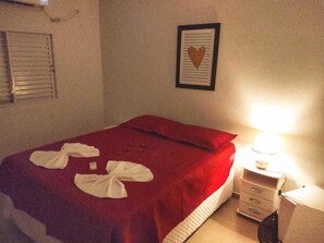 Free WiFi, bed sheets