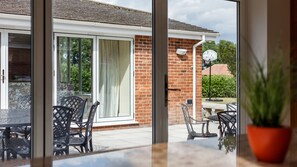 Outdoor dining - La Dolce Vita (Wimborne)