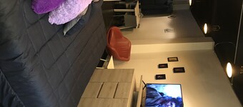 MODERN NEW LOFT INDEPENDENT HOUSE BOGOTA CHAPINERO ALTO KING SIZE BED 2 X 2