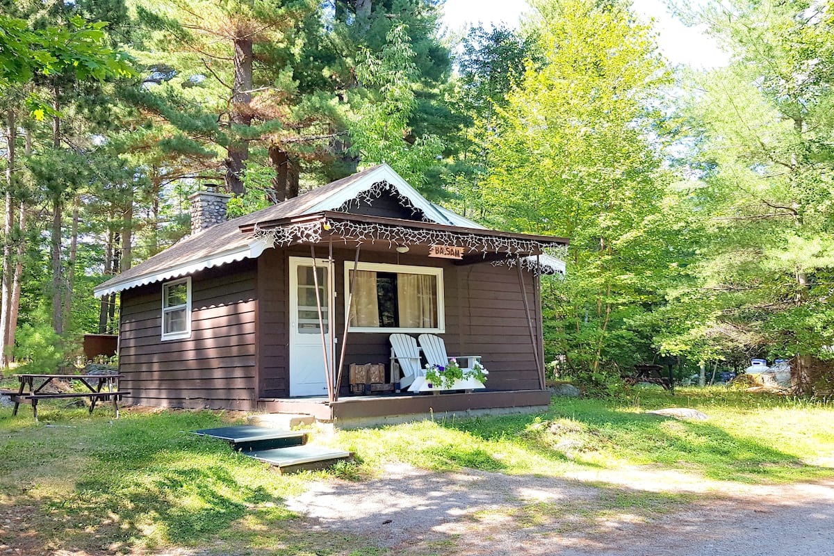 传统木屋 | 1 多间卧室、特色家居、免费 WiFi、床单