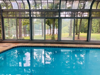 Cason’s Cabin-Callaway Gardens Area -Historic Property-Lake-Pool-Trails 