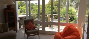 Altona Lakeside home