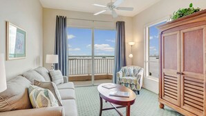 公寓客房 (Lovers Key Resort PH2) | 客廳 | 電視