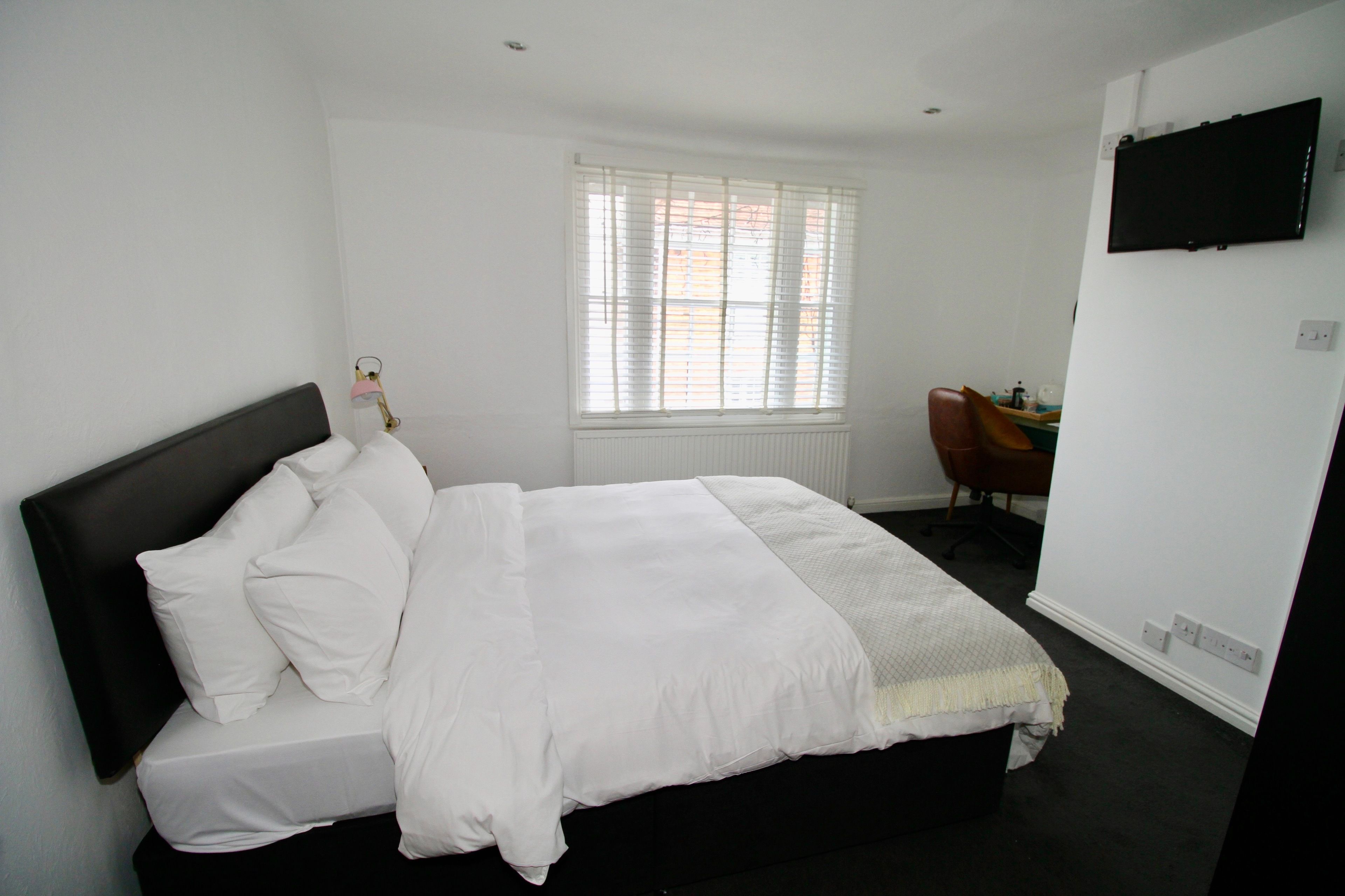 classic double room, 1 king bed | 1 bedroom, egyptian cotton sheets, premium bedding, soundproofing