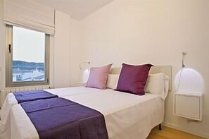 3 bedrooms, iron/ironing board, WiFi