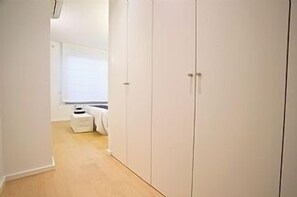 3 bedrooms, iron/ironing board, WiFi