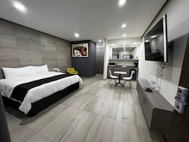 Ropa de cama de alta calidad, cubrecamas y cortinas blackout